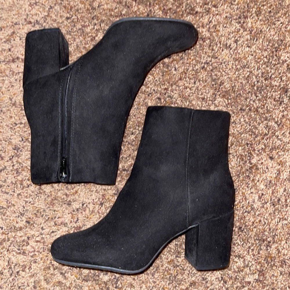Size 8 Black booties